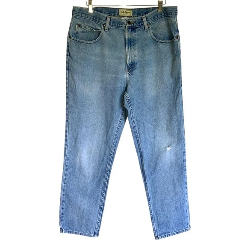 LL Bean Classic Fit Mens Light Wash Denim Jeans 36x30 100% Cotton 220626